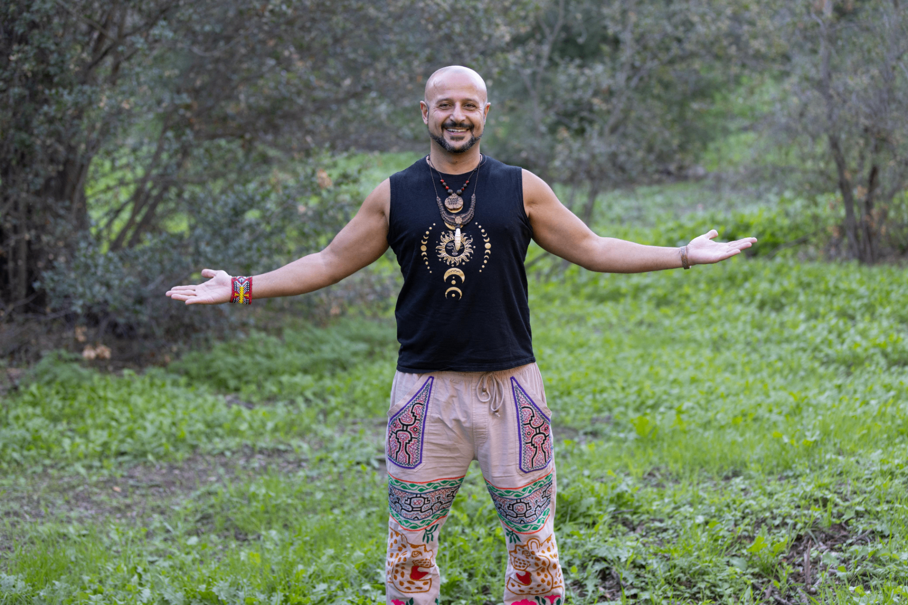 Portrait of Lightbringer, co-founder of ƎVOLVE
